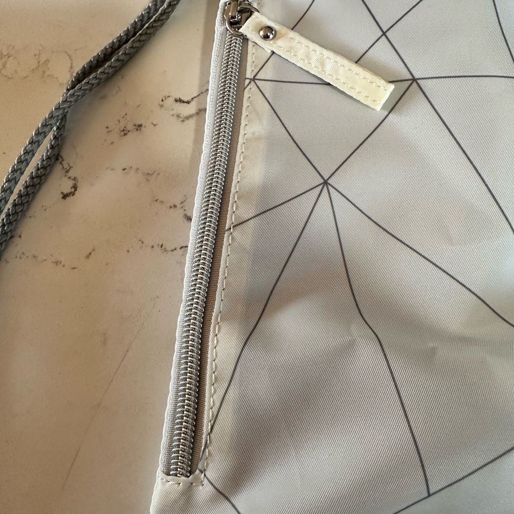 Swarovski Drawstring Bag - Picture 3 of 6